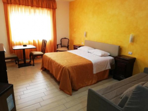 Hotel La Vela  Боскореале